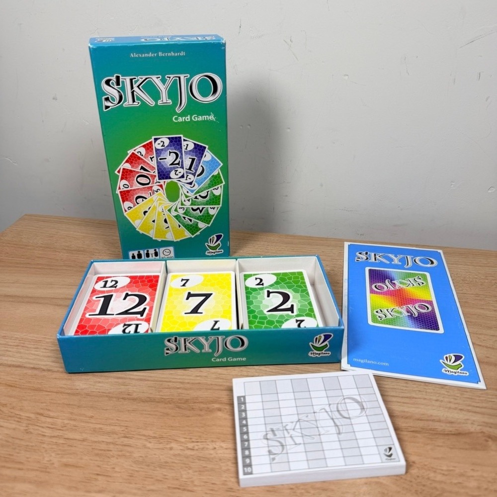 Magilano Skyjo Card Game Unisex Strategy Family Fun Tabletop Game Night